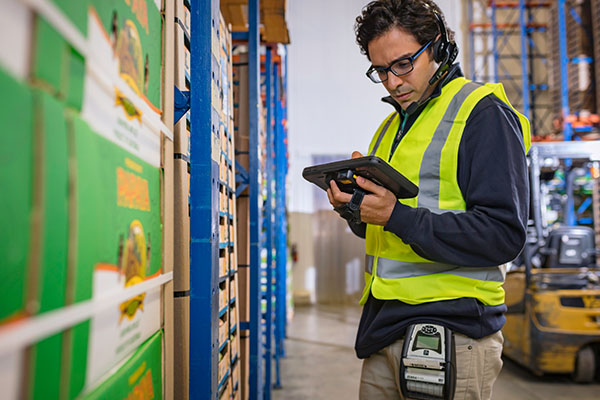 Zebra-et5x-tablet-warehouse-hs3100-600px-72dpi